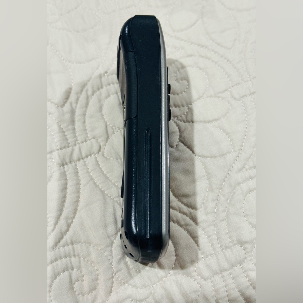 Garmin GPSMAP 76 Handheld w/ Quick Reference - Picture 2 of 6